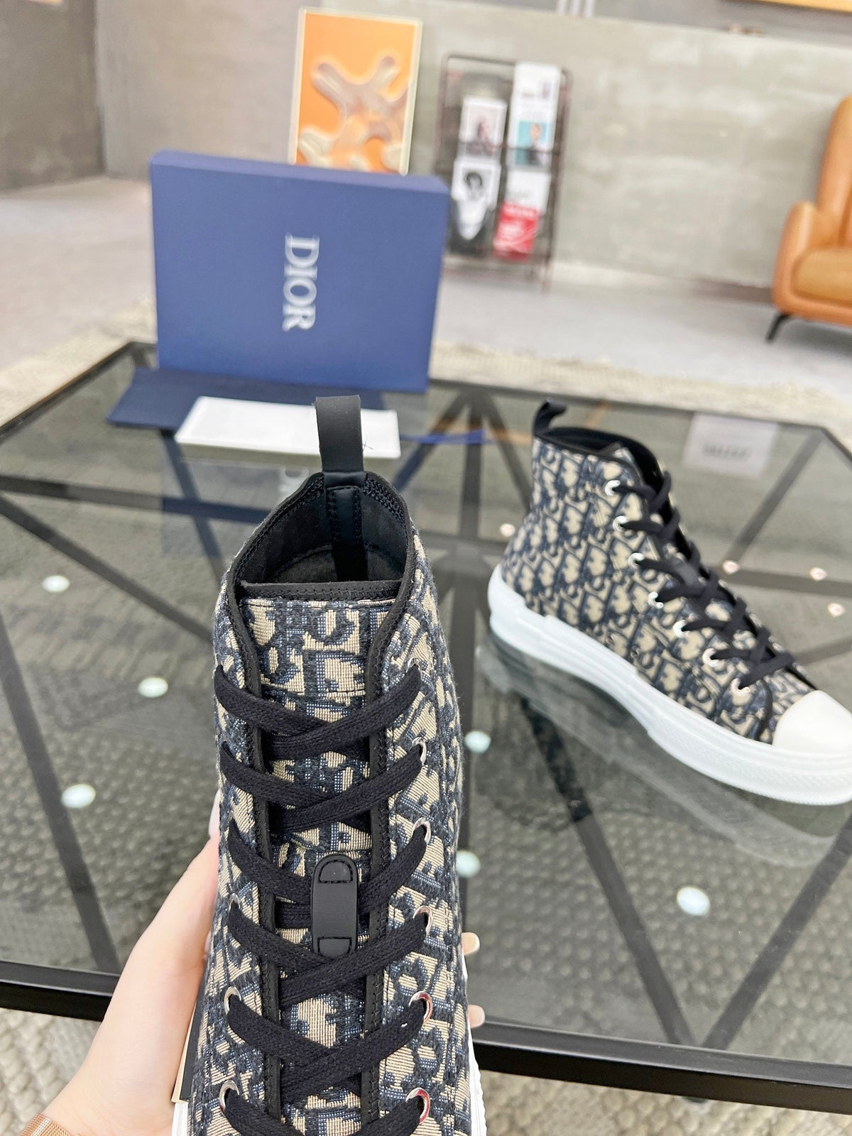 Street high boots