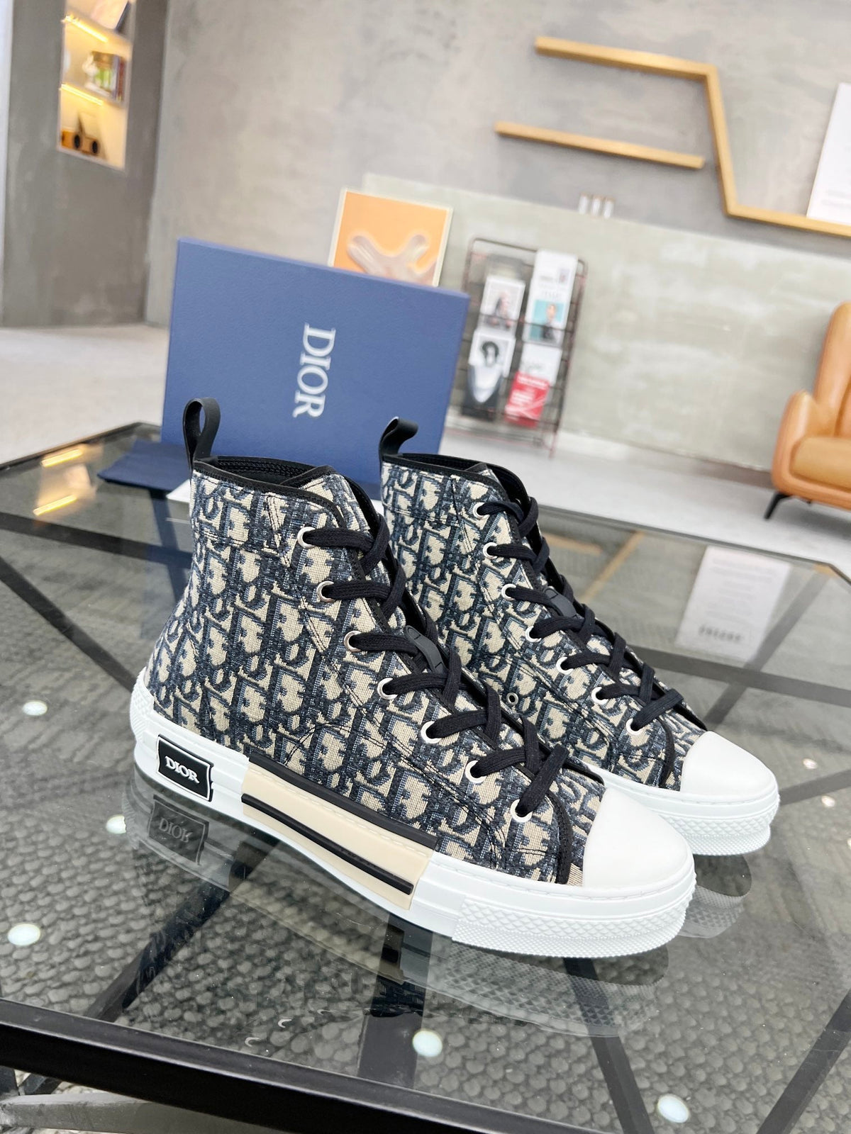 Street high boots