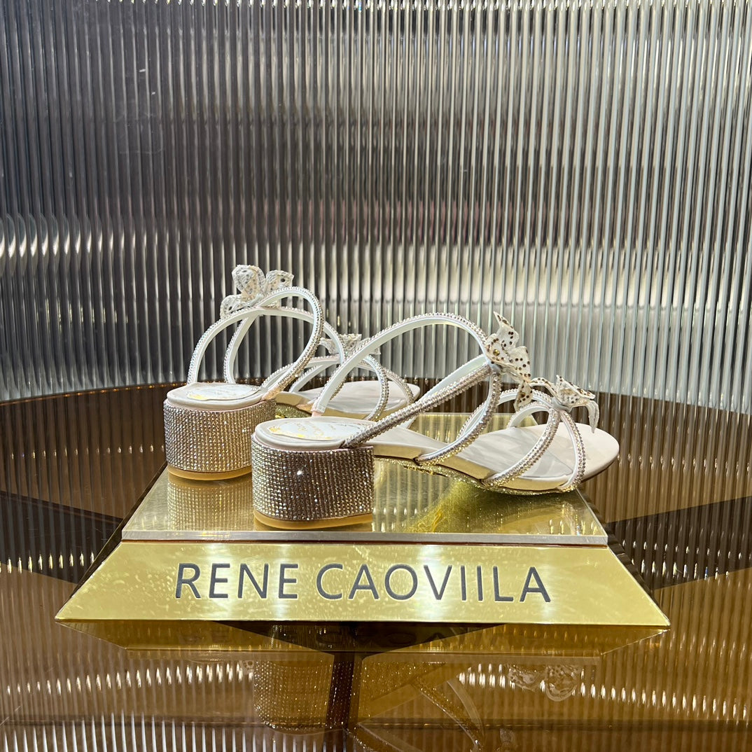 Crystal sandals with lace flowers