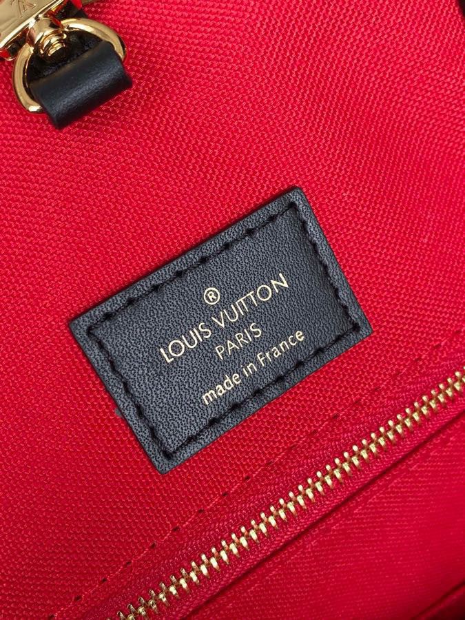 Bolso tote grande con monograma clásico