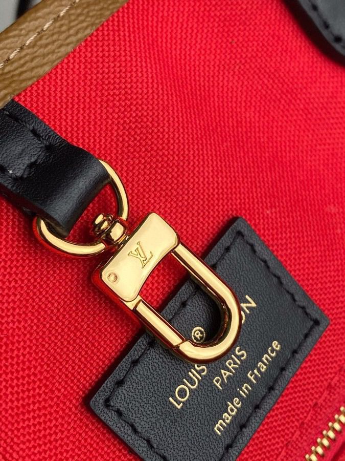 Bolso tote grande con monograma clásico