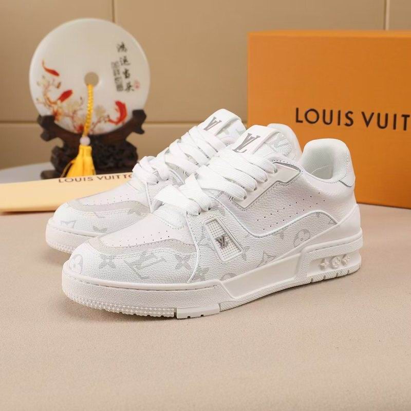 Classic premium sneakers LV