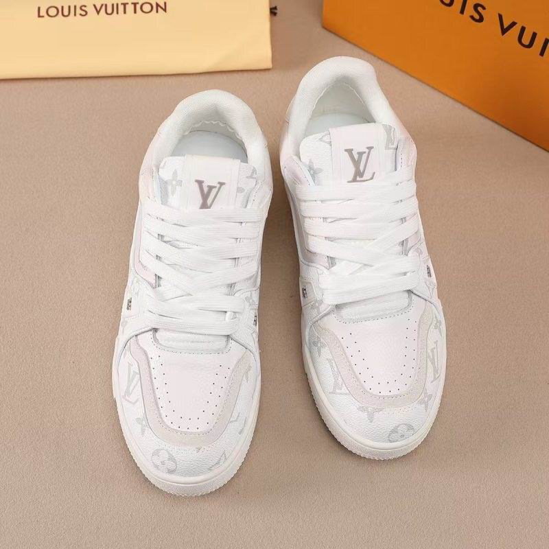 Classic premium sneakers LV