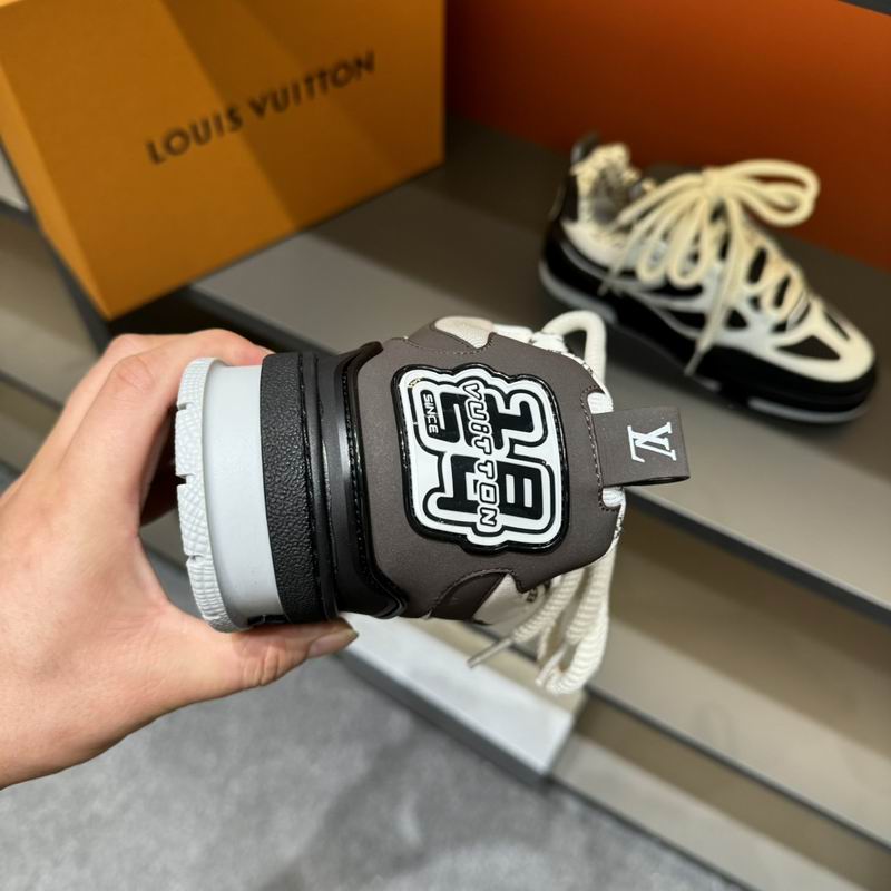 Premium classic sneakers LV