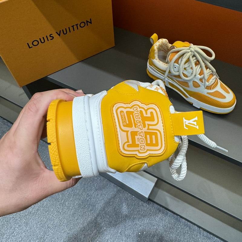 Premium classic sneakers LV