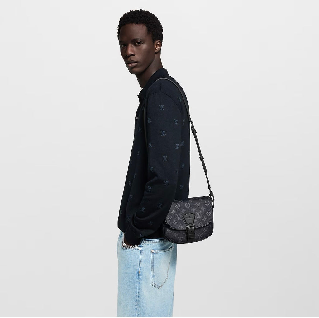 LV Montsouris Messenger PM en Monogram Eclipse