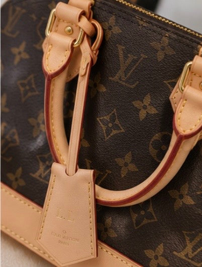 Louis Vuitton Alma BB en lona Monogram
