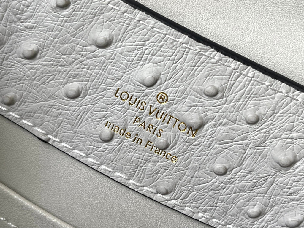 Capucines Trilogy Chain 3-in-1 Grey Ostrich Pearl