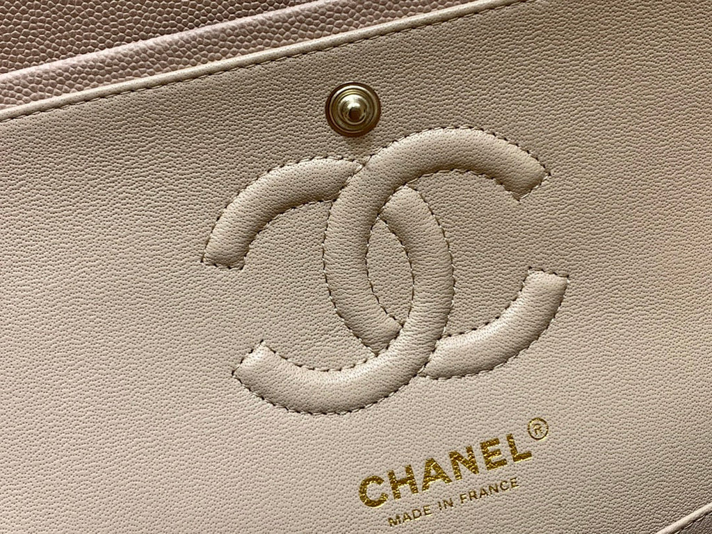 Classic Flap Small Bag 23cm – Beige Edition