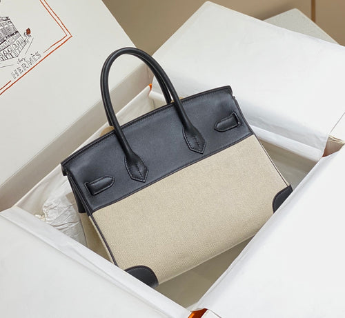 30 Swift Leather Canvas Black