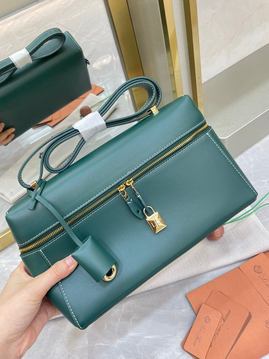 Saddle Loro Leather Bag