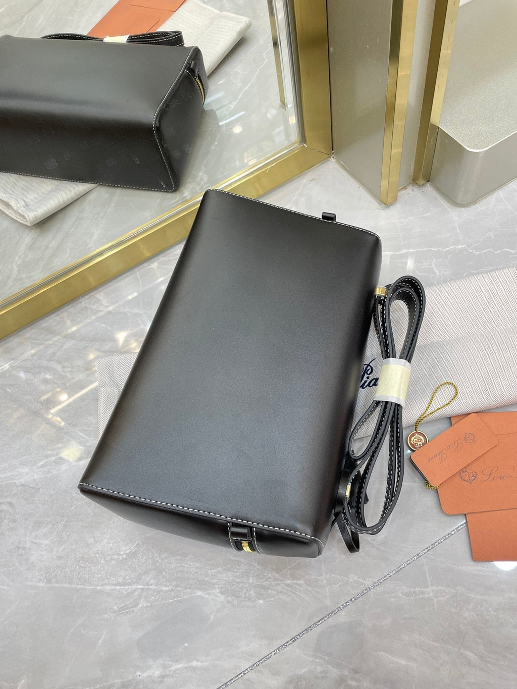Saddle Loro Leather Bag