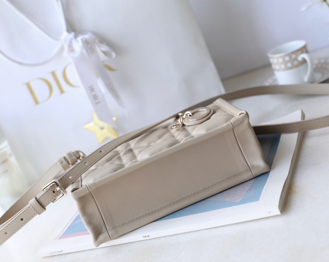 Mini Book Style Handbag – Khaki Leather (21.5cm)