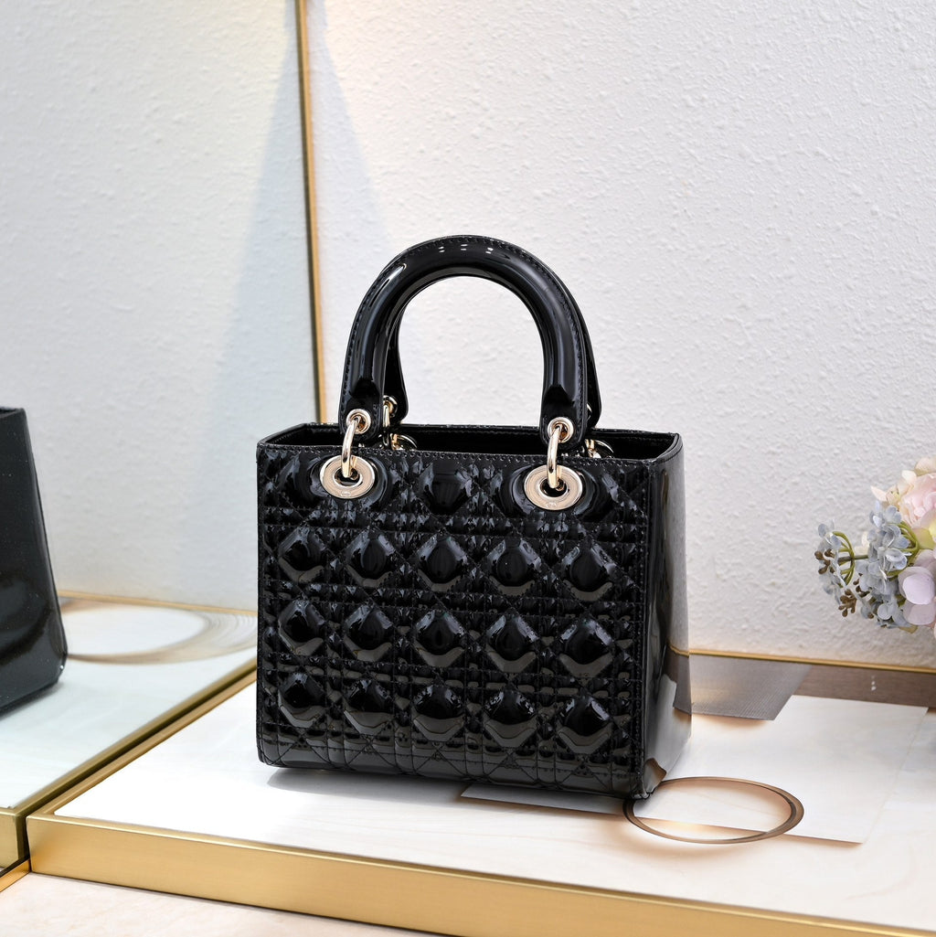 Lady D Style Shoulder Bag – Black (24cm)