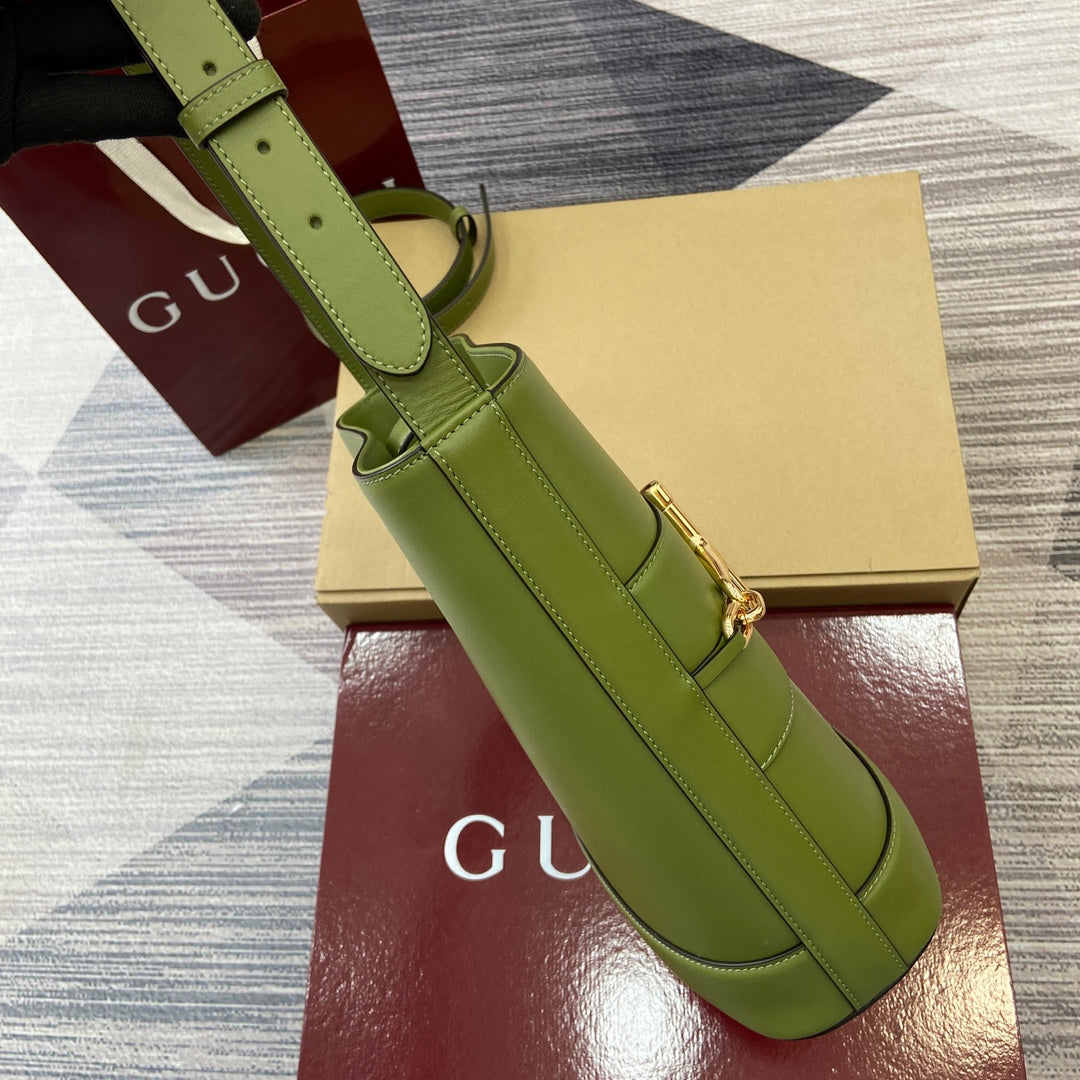 Bucket Bag Green Leather
