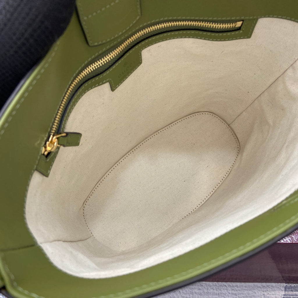 Bucket Bag Green Leather