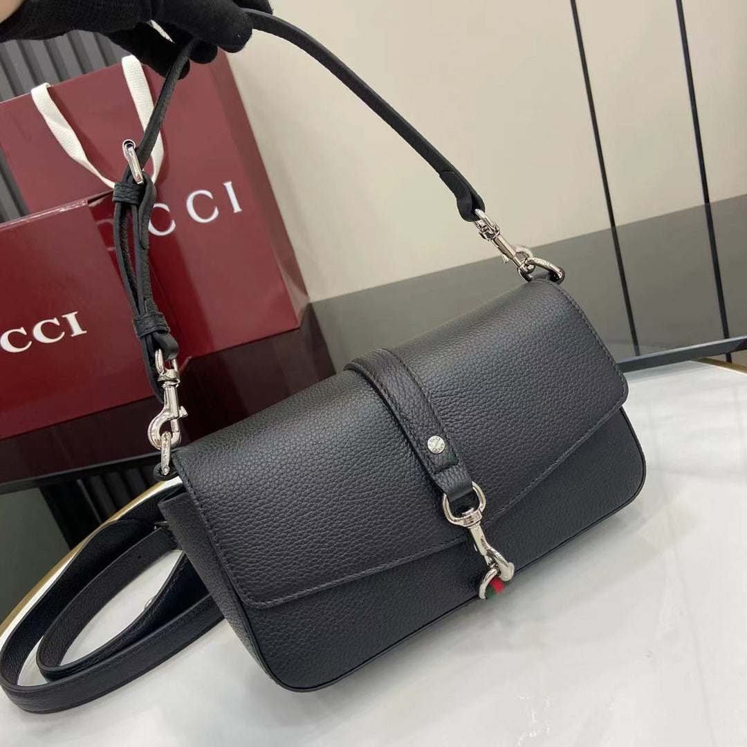 Crossbody Bag Black Grained Leather – Spring/Summer 2025